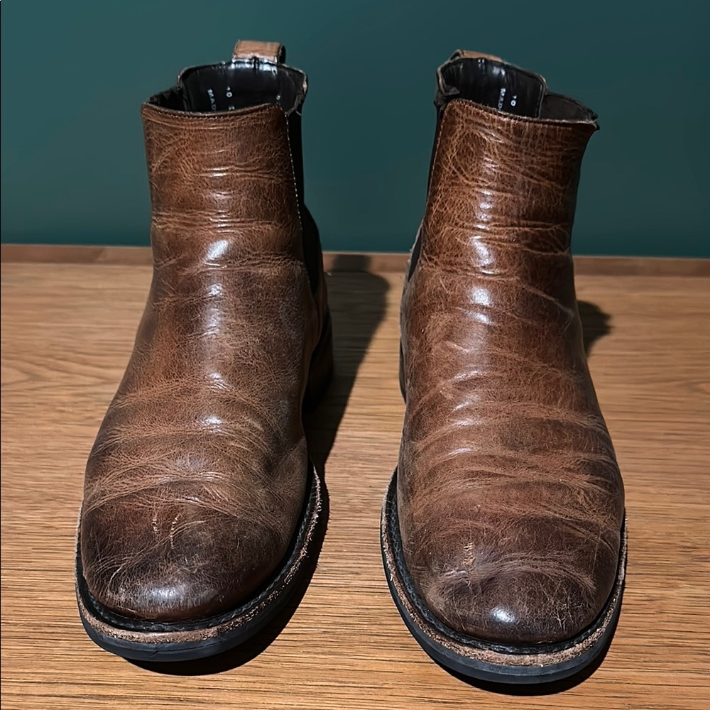 Wolverine 1000 Mile Leather Chelsea Boots - Picture 2 of 7